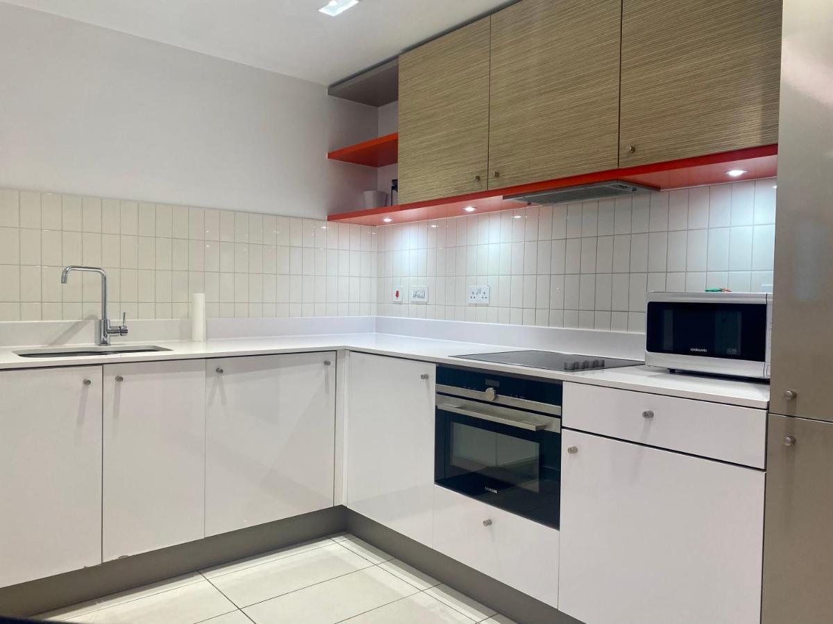 Off 12 Apartman London Kültér fotó